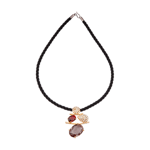 Collier Pendentif Acier Inoxydable & Zircons Colorés – Cordon Nylon Tressé